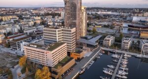 BIURA Z WIDOKIEM NA MORZE W WATERFRONT I