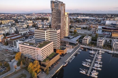 BIURA Z WIDOKIEM NA MORZE W WATERFRONT I