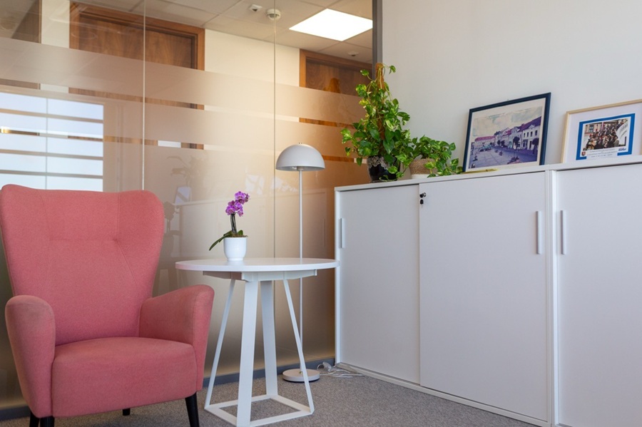 BIURO W NURCIE ZERO WASTE PLAN B GROUP REWITALIZUJE PRZESTRZEŃ DLA ZWIĄZKU MIAST POLSKICH