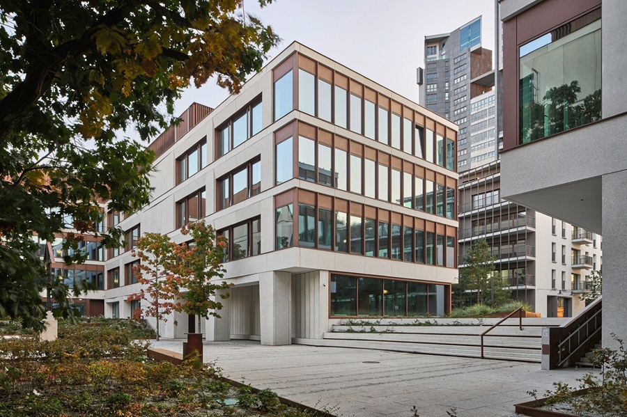 BIUROWIEC KOMPLEKSU WATERFRONT W GDYNI