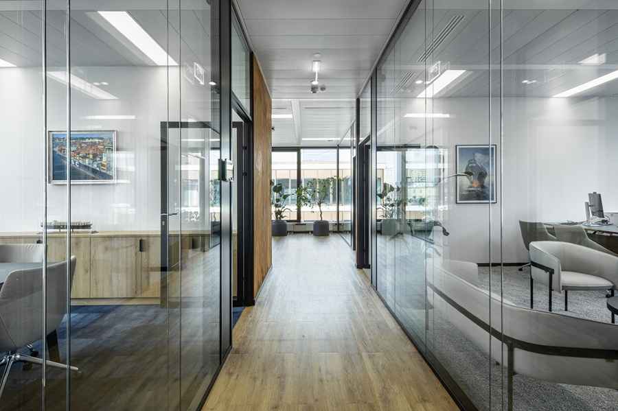 BIUROWIEC KOMPLEKSU WATERFRONT W GDYNI