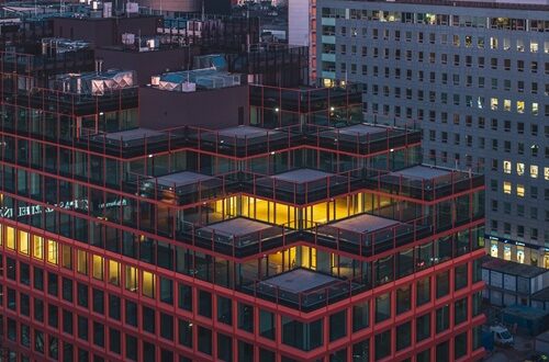 BIUROWIEC SWOBODNA SPOT WE WROCŁAWIU KOMFORTOWA POWIEŻCHNIA BIUROWA