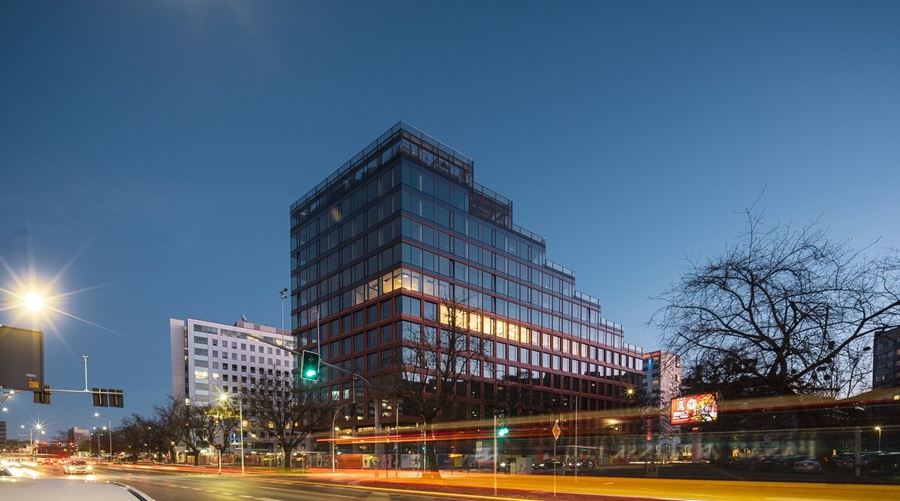 BIUROWIEC SWOBODNA SPOT WE WROCŁAWIU KOMFORTOWA POWIEŻCHNIA BIUROWA